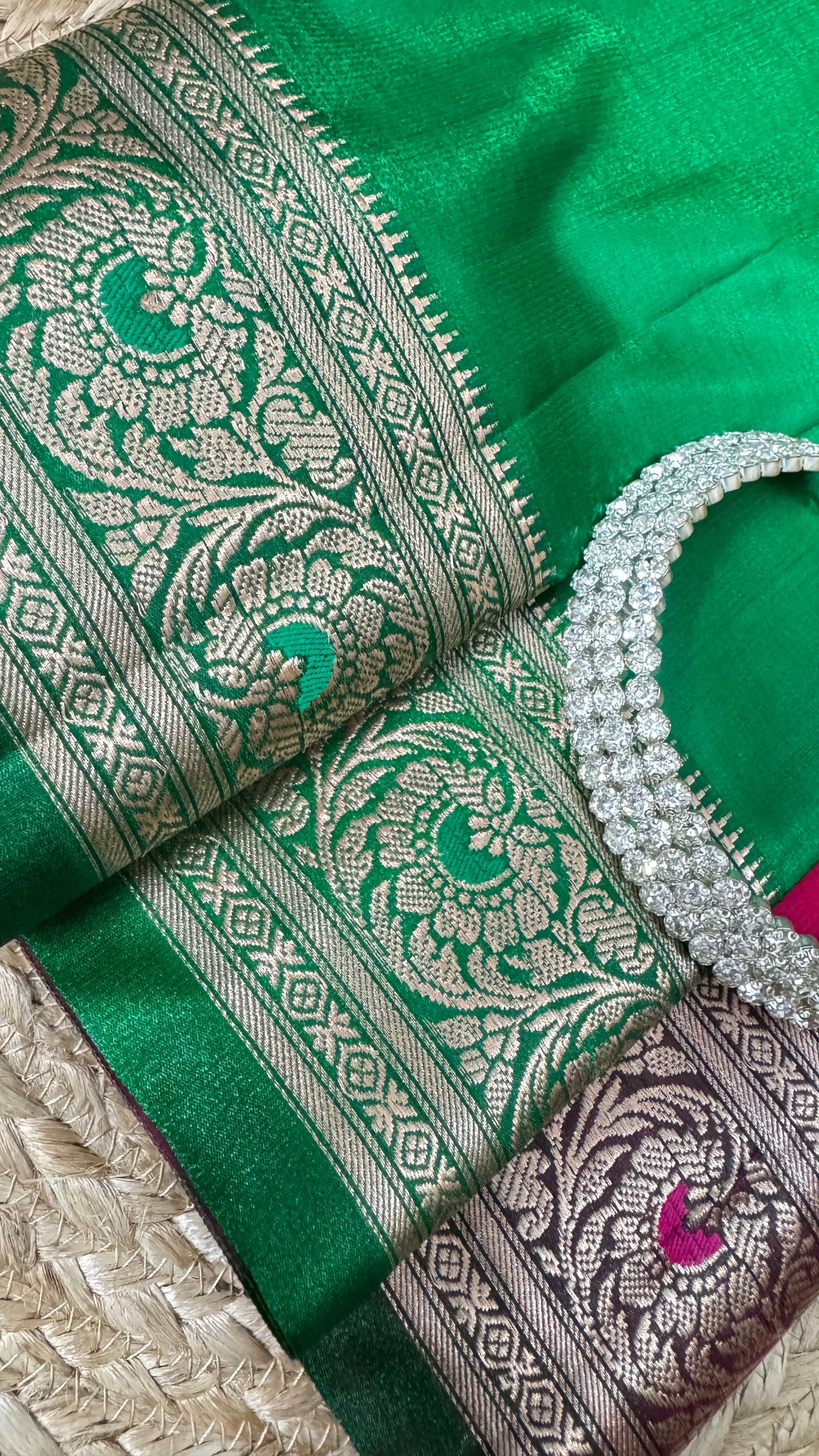Indian Katan Silk Saree – pallu with gold zari motifs