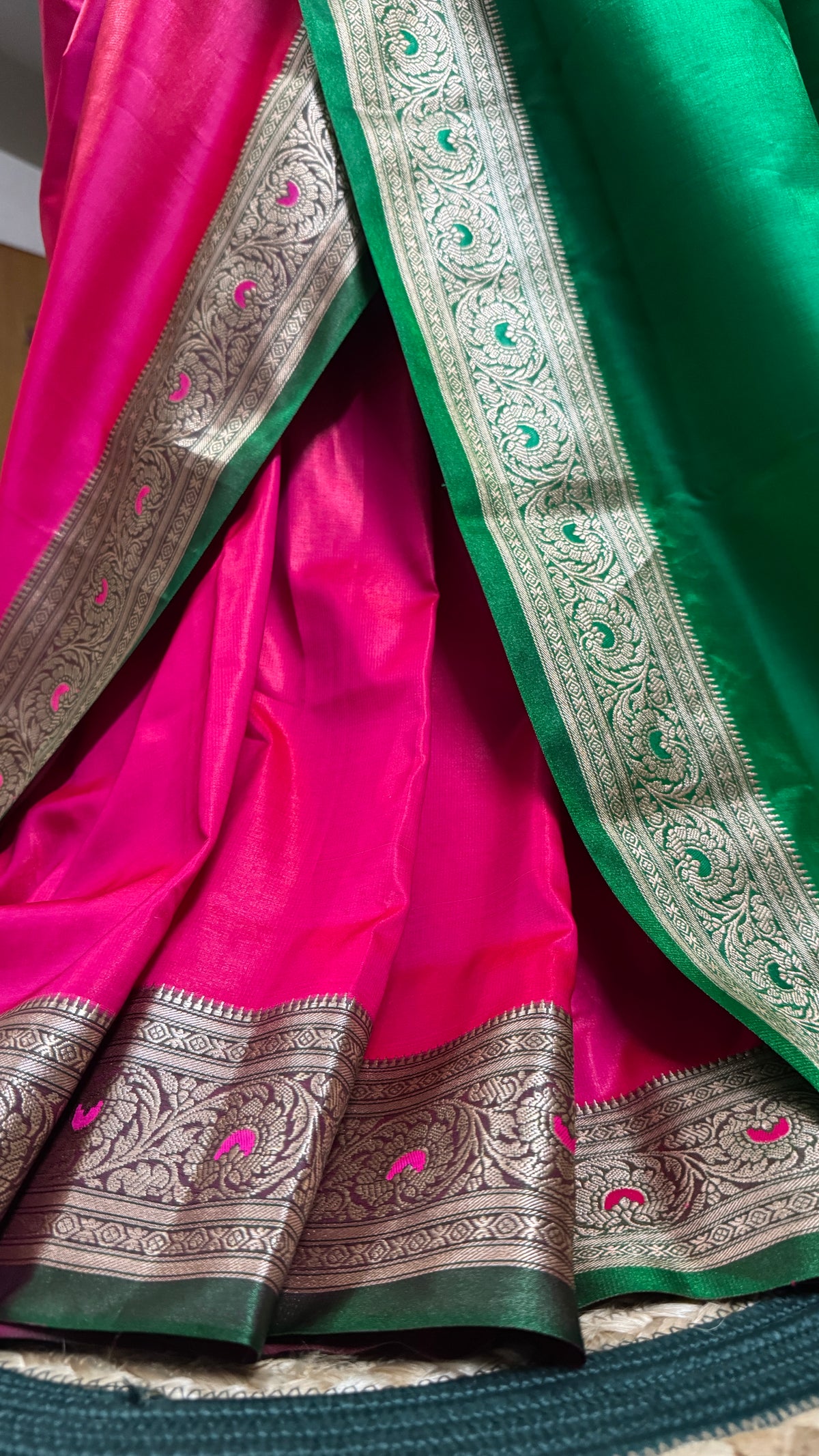 Indian Katan Silk Saree – Green & Hot Pink | Pure Varanasi Weave